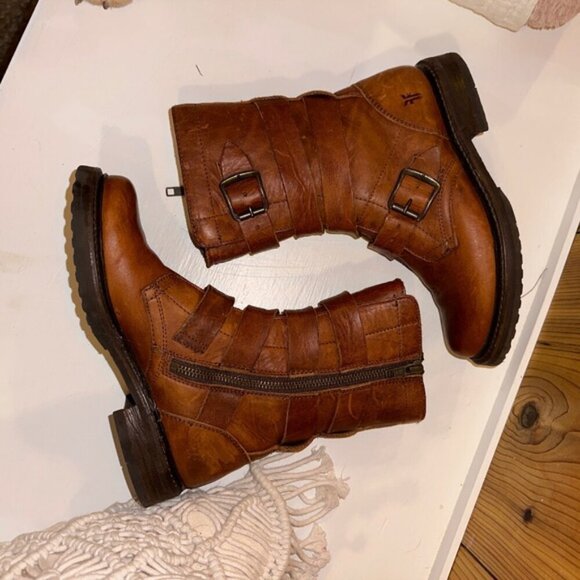 FRYE AND CO. Brown Combat Boots - Picture 3 of 7